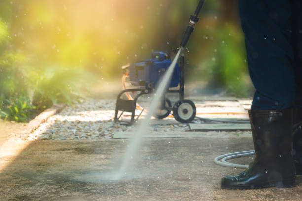 Best Sidewalk and Walkway Cleaning  in Iselin, NJ